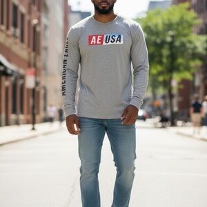 American Eagle Outfitters Gray Long Sleeve Tee
